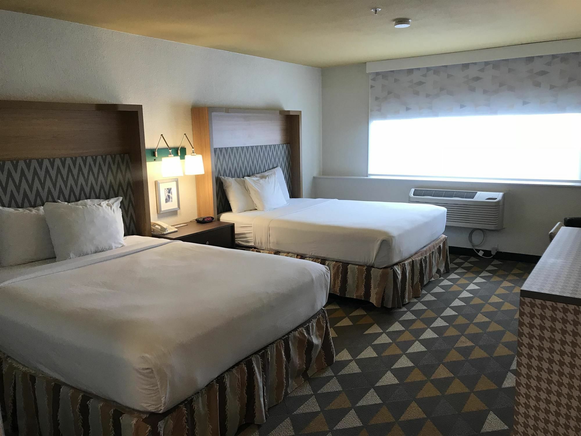 Holiday Inn Tacoma Mall By Ihg Esterno foto